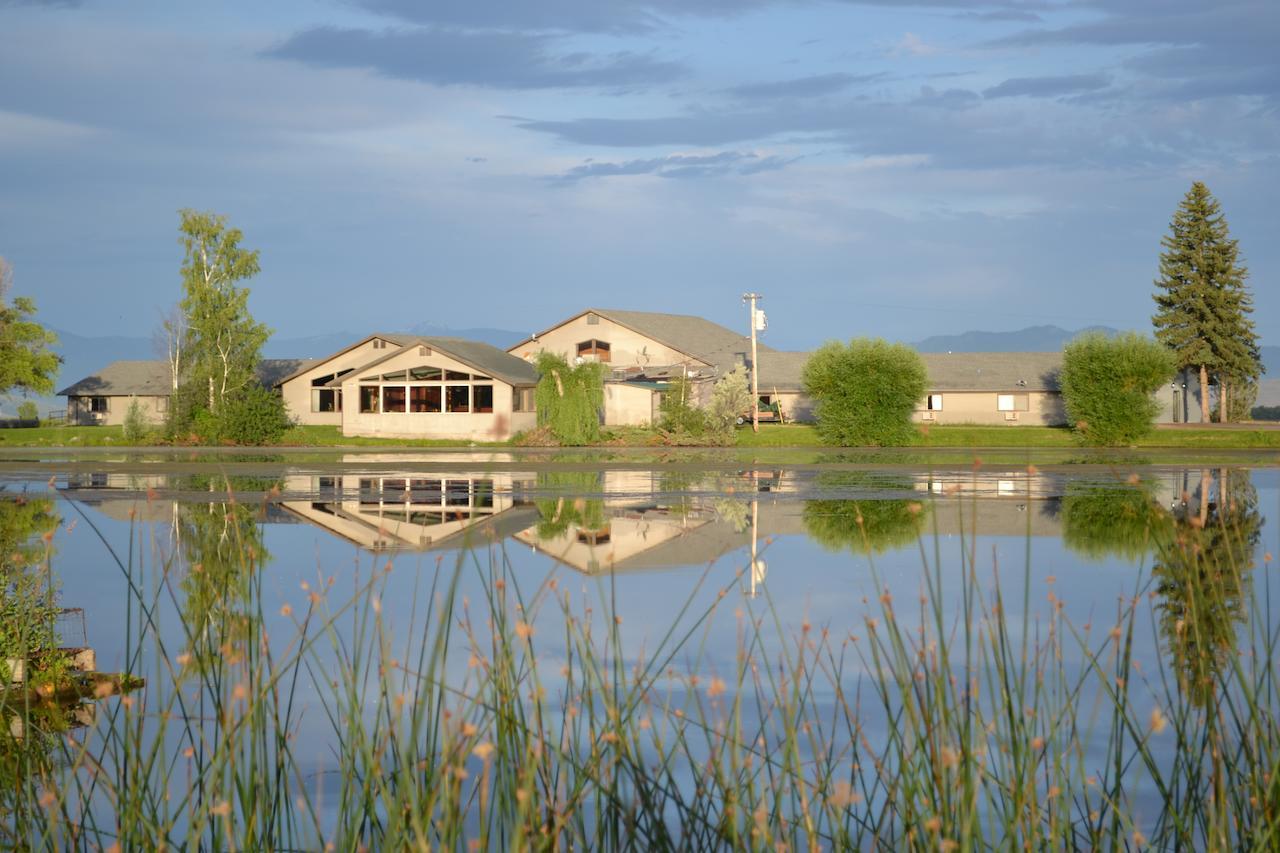 Ninepipes Lodge Polson Exterior foto